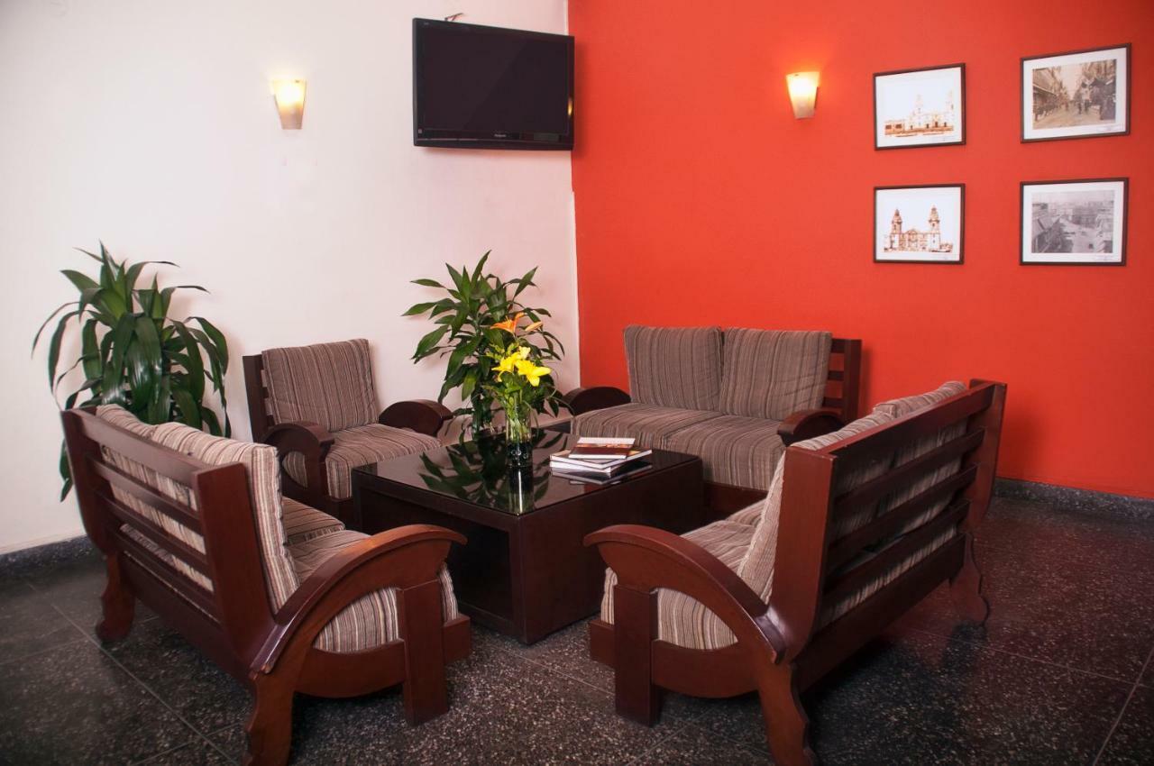 Hotel Ferrua Lima Exterior photo